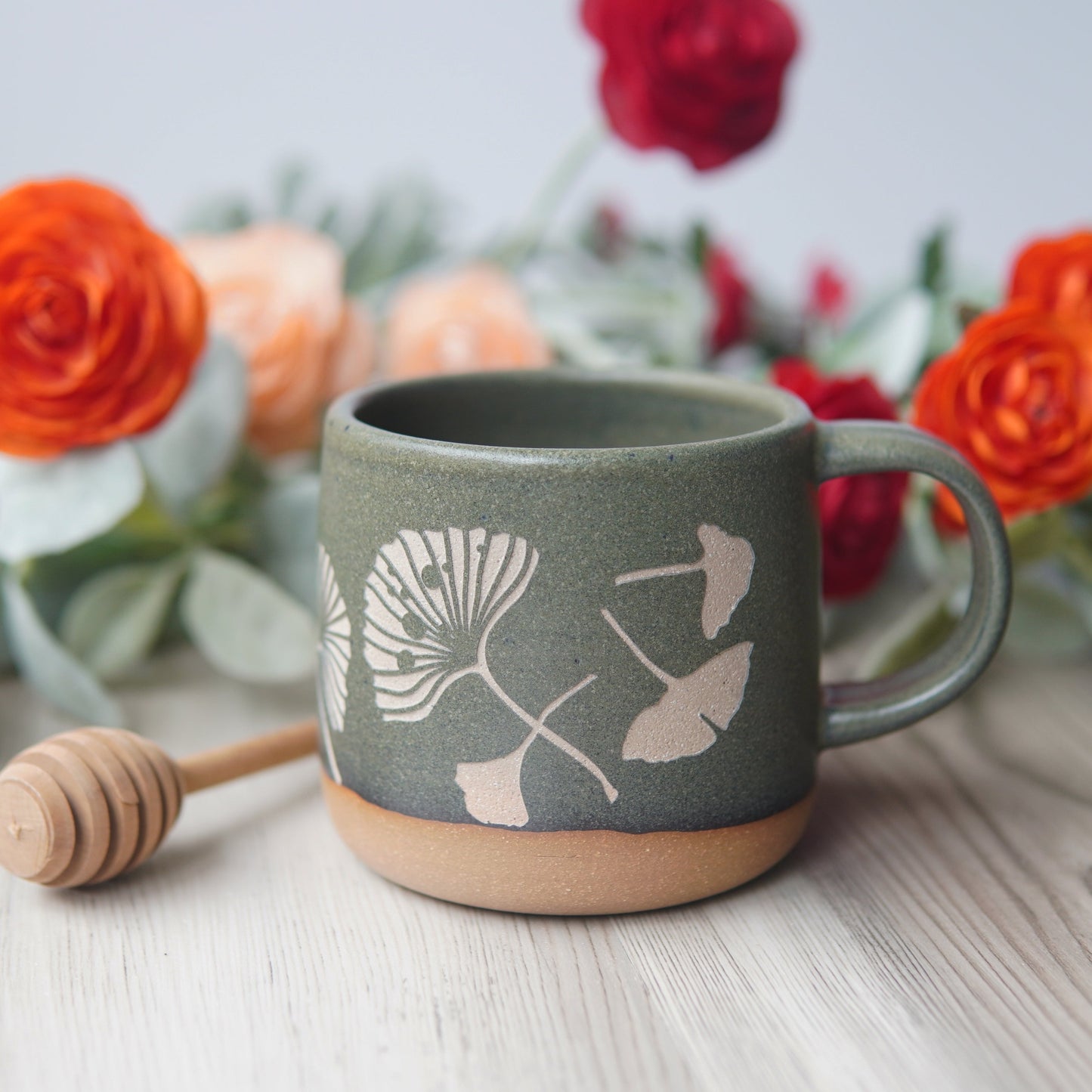 Ginkgo Leaves Mug, Forest Style