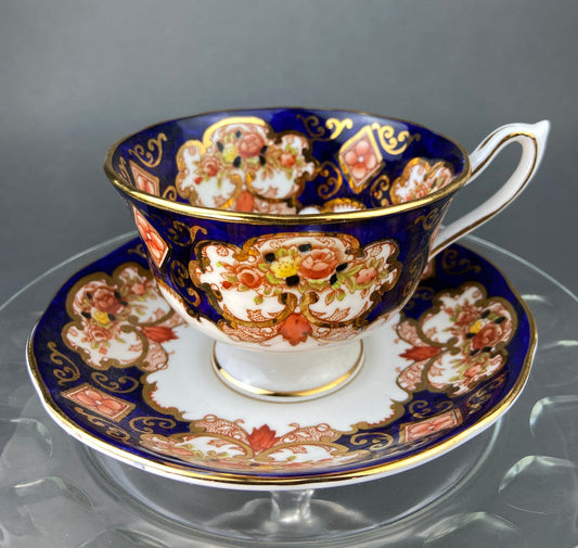 Royal Albert Bone China Cup and Saucer : Heirloom Pattern