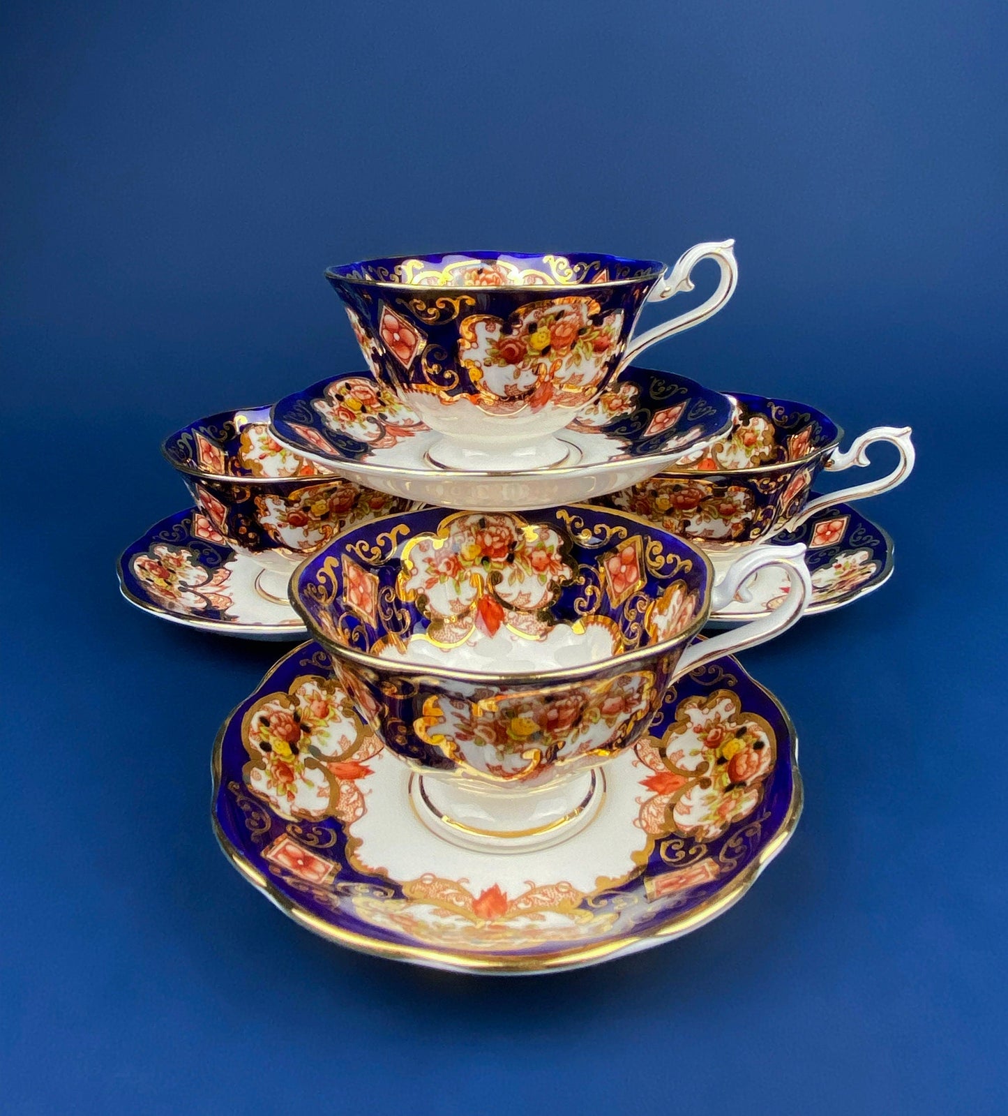 Royal Albert Bone China Cup and Saucer : Heirloom Pattern