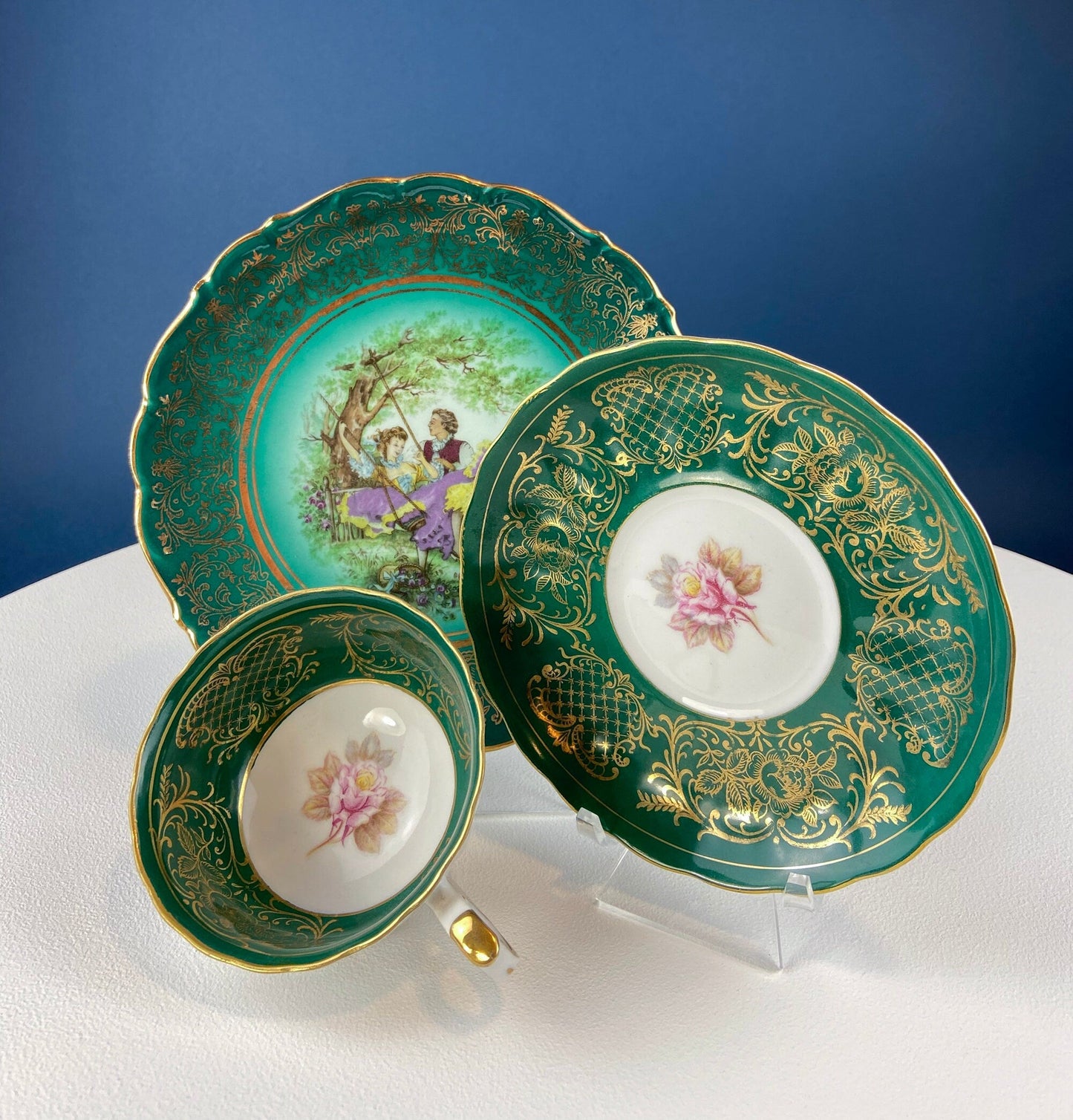 Schumann Arzberg Tea Trio : Deep Green with Painted Scene
