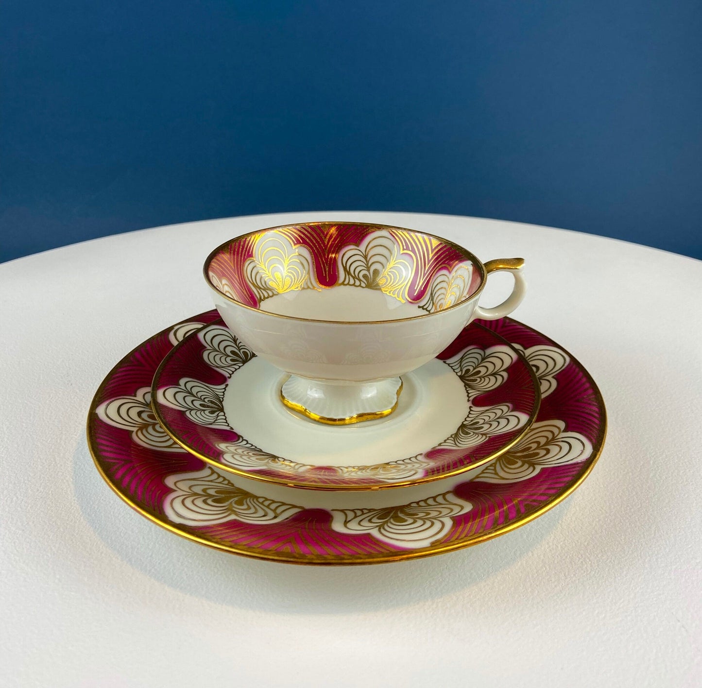 Elgenbein Bavarian Tea Trio — Crimson and Gold